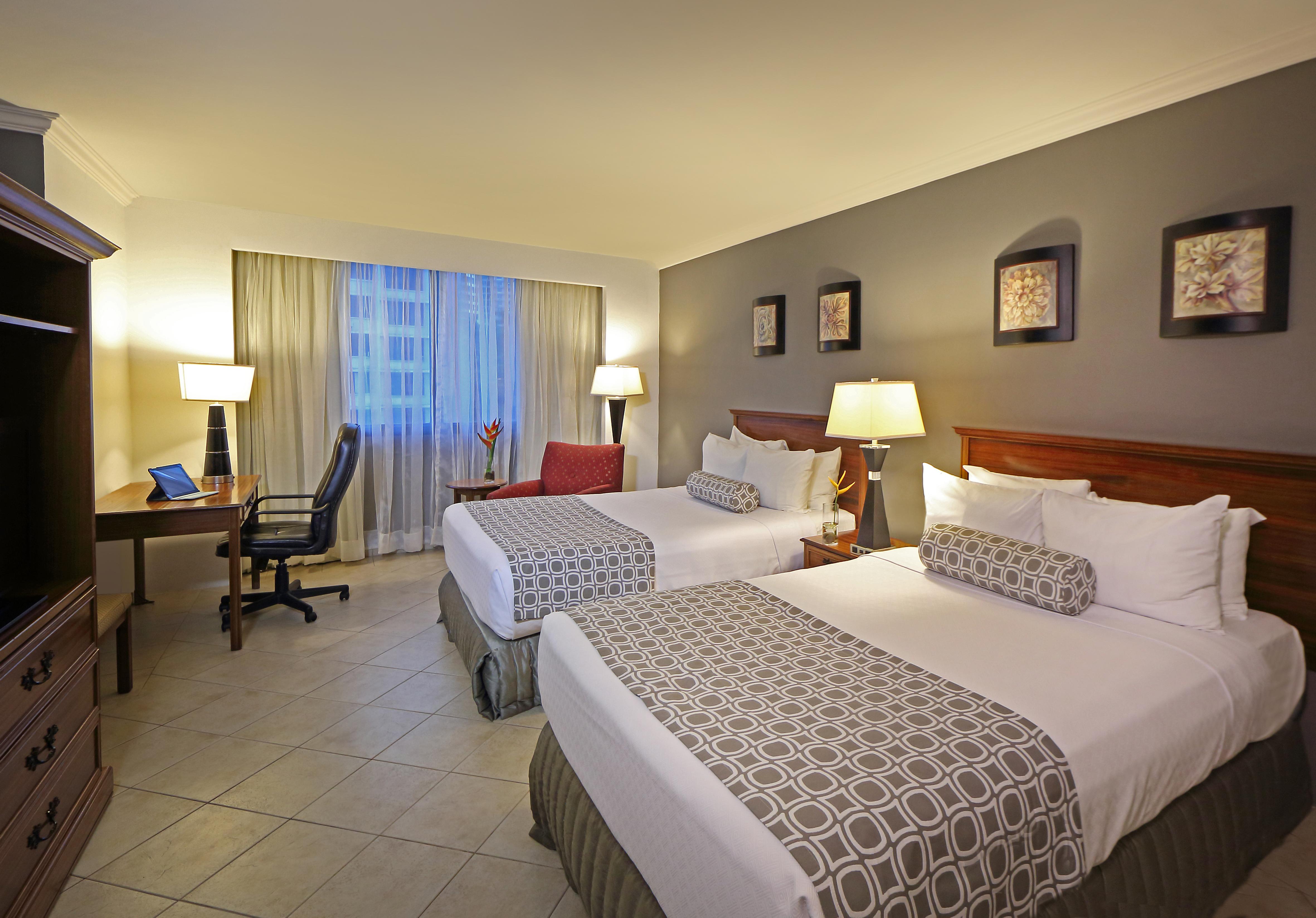 Отель Crowne Plaza Panama By Ihg Экстерьер фото