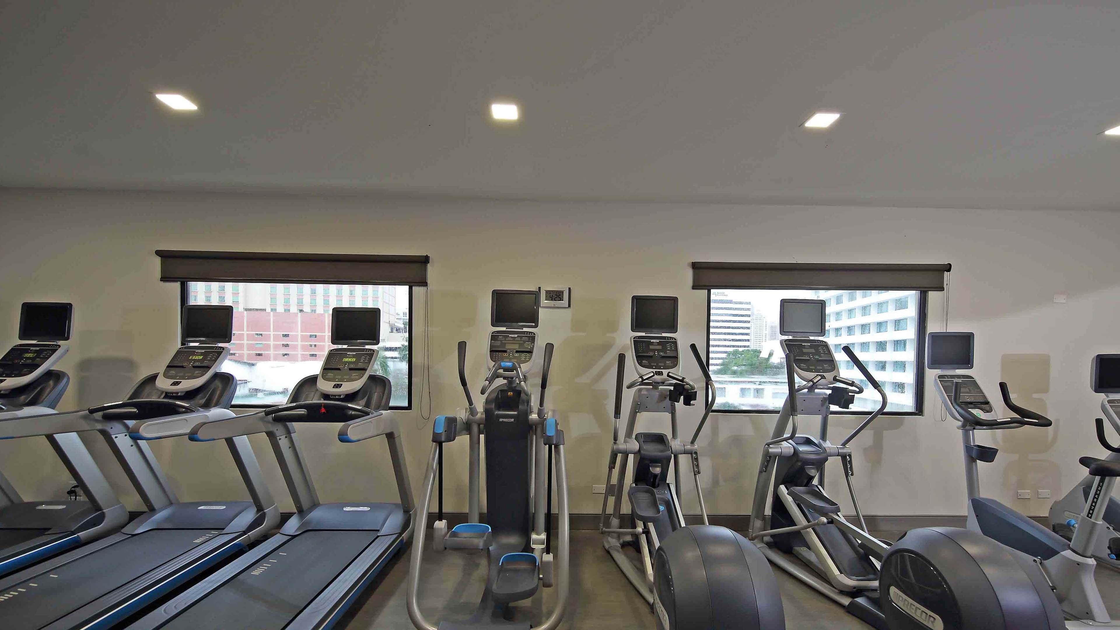 Отель Crowne Plaza Panama By Ihg Экстерьер фото