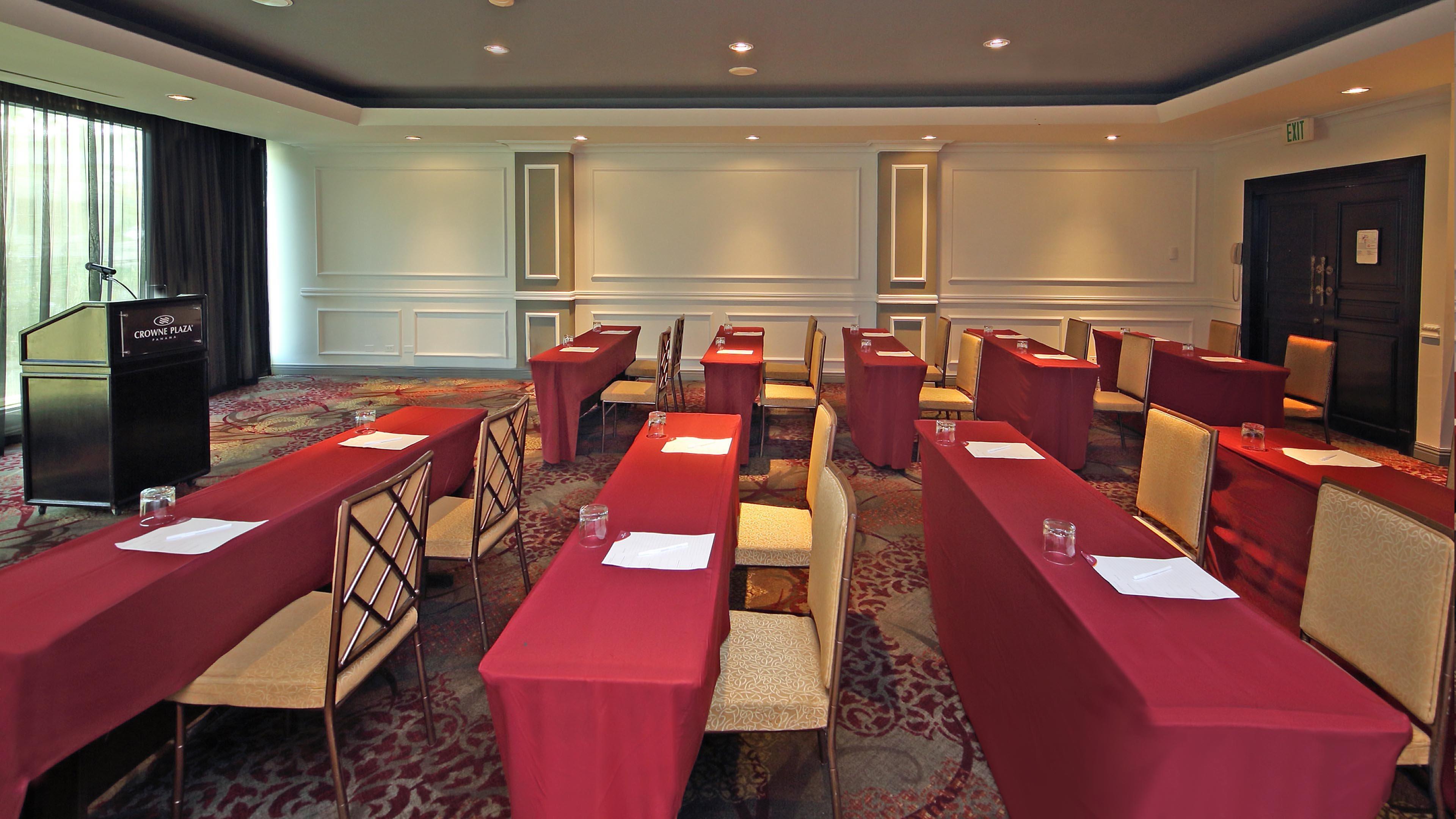 Отель Crowne Plaza Panama By Ihg Экстерьер фото